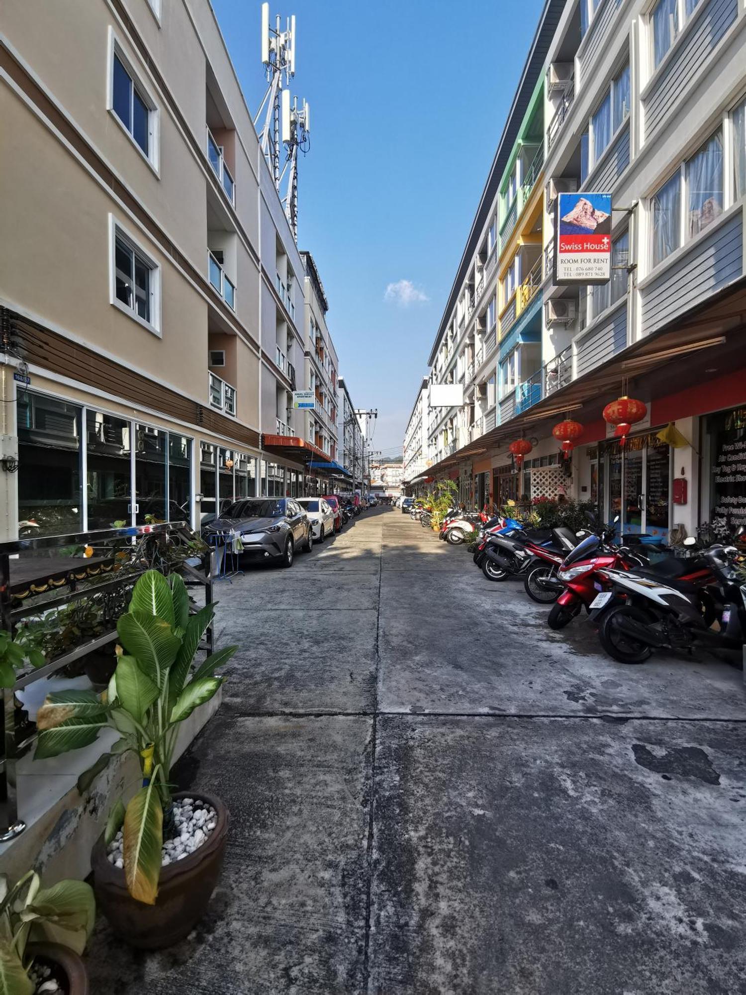 Lanting Hotel Patong Bagian luar foto