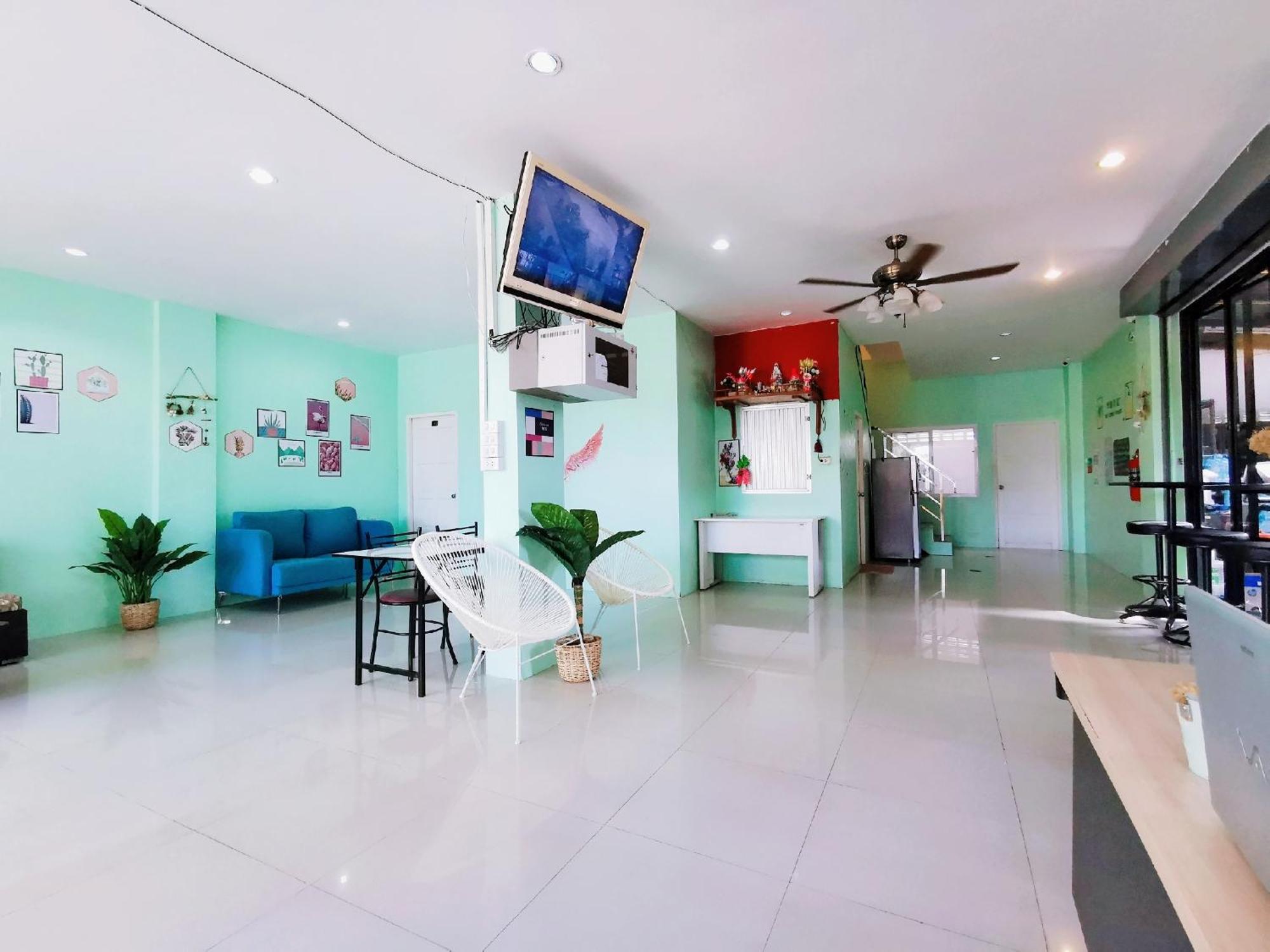 Lanting Hotel Patong Bagian luar foto